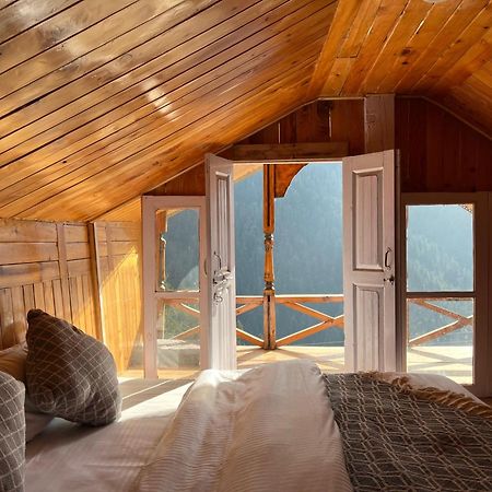 Odin Hostel Shoja 외부 사진